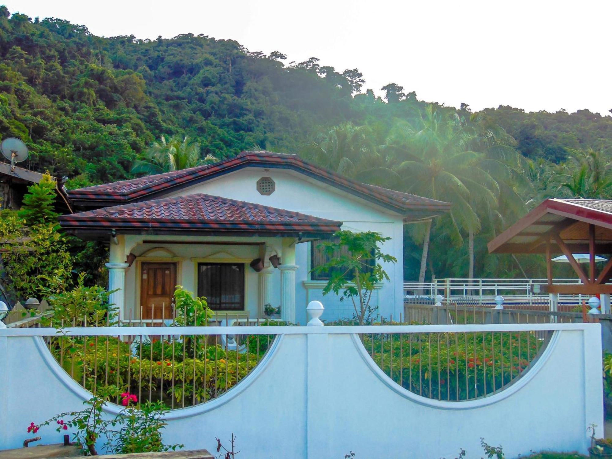 Pangulatan Beach Resort El Nido Quarto foto
